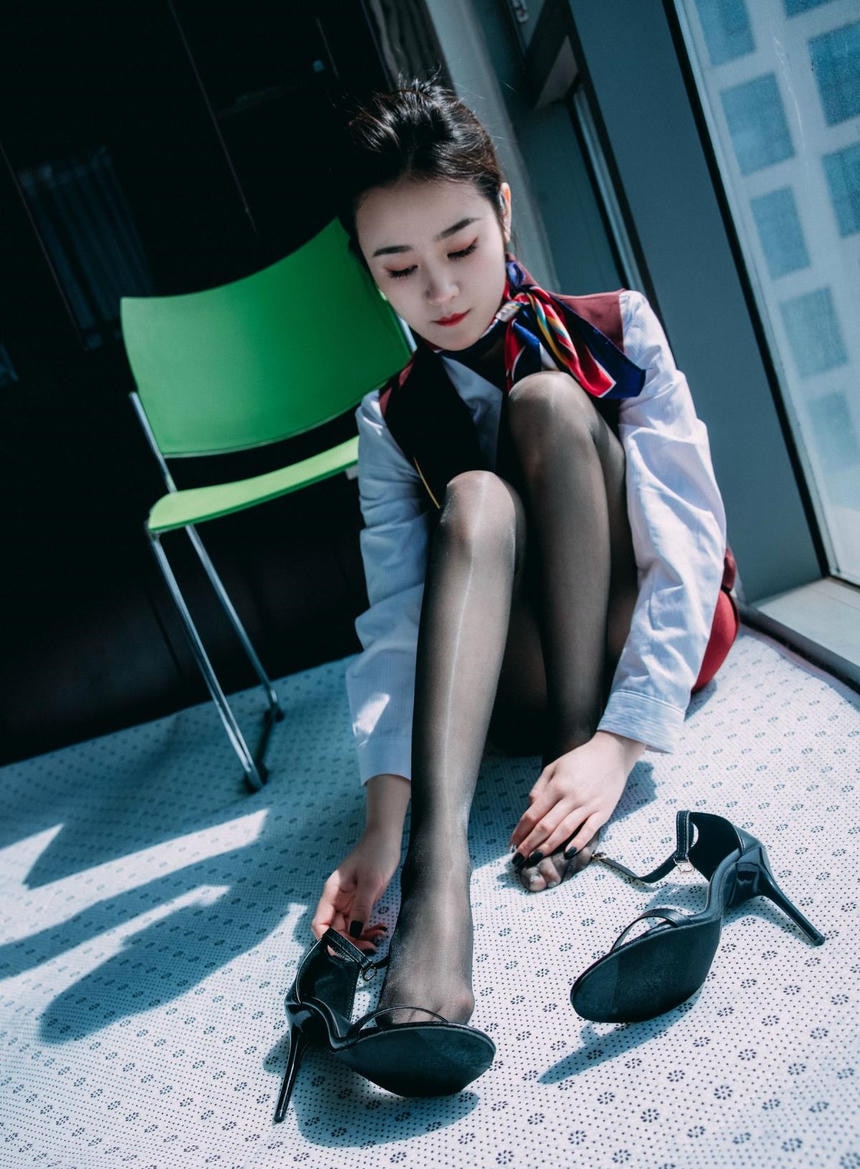 高铁乘务员，兼职足模
