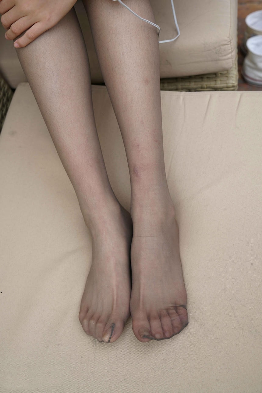 青春期无处安放的脚脚，看了让人上头