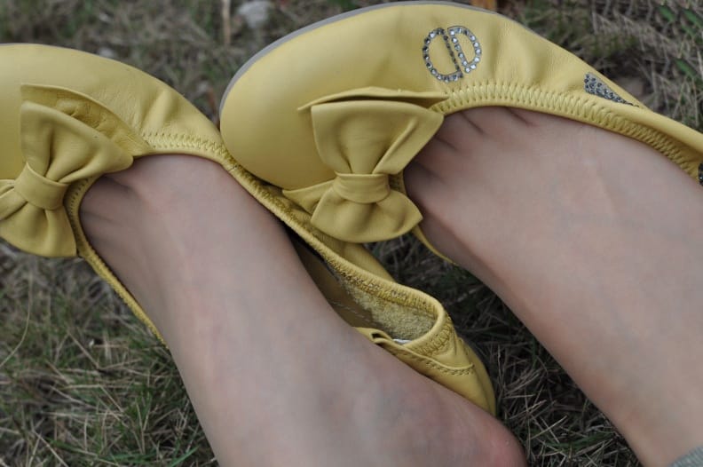 隔着屏幕可以闻到脚脚的味道 null